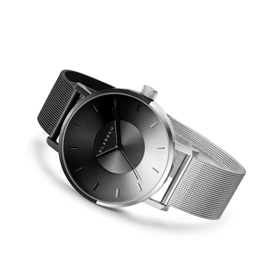 TRADITIONNELLE TWIN BEAT PERPETUAL CALENDAR (BLACK)